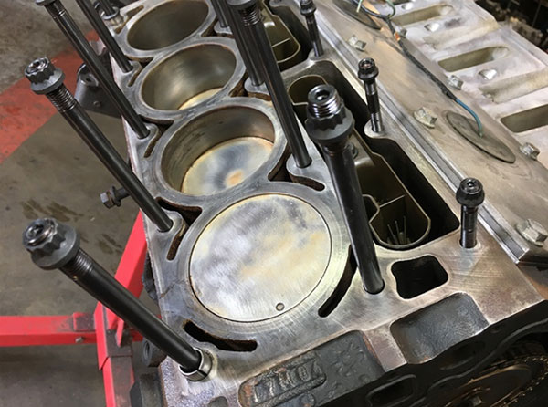 Cylinder Head Bolt when need to replacement Cylinder Head Bolt when need to replacement
